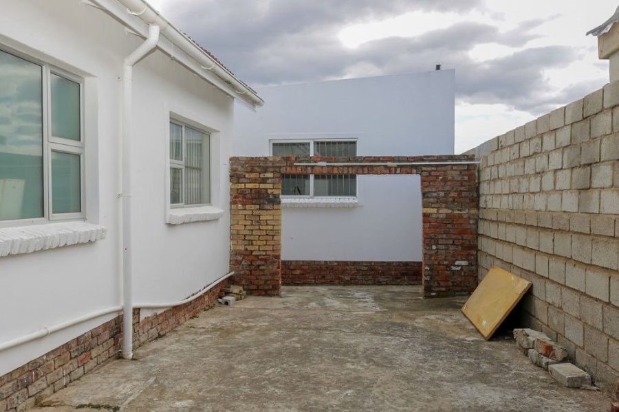 3 Bedroom Property for Sale in Hillside Eastern Cape